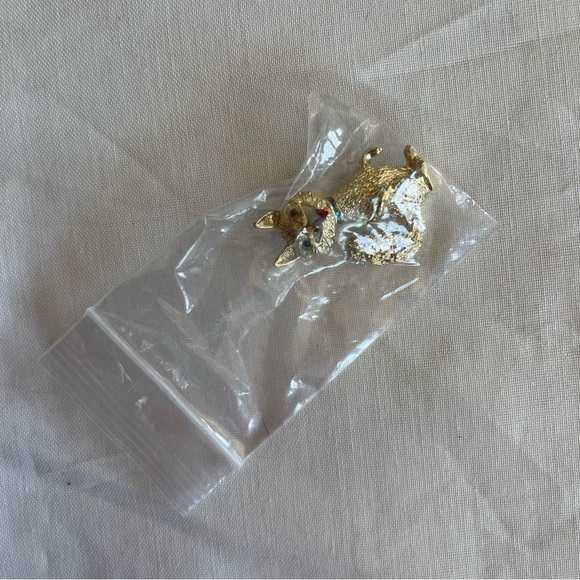 LAUGHING FOX VINTAGE GERRYS BROOCH - Picture 8 of 8